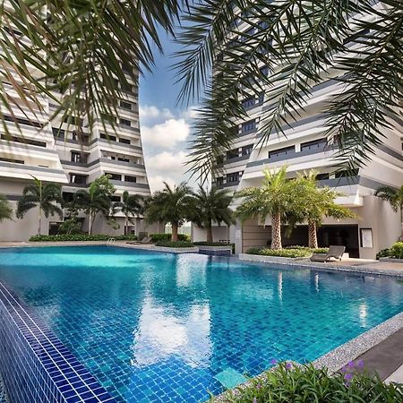Meridin Medini Suite By Nest Home【Legoland】 Nusajaya  Kültér fotó