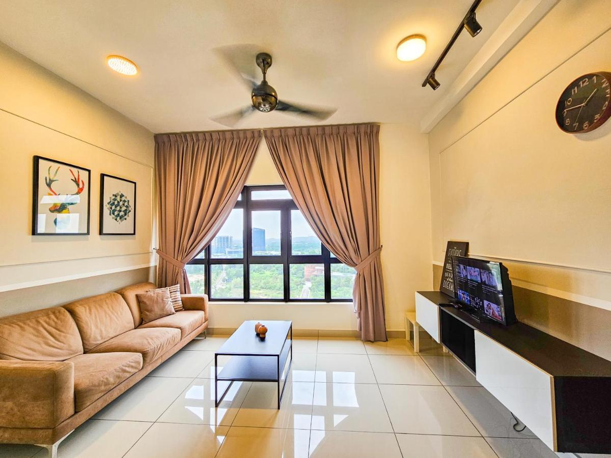 Meridin Medini Suite By Nest Home【Legoland】 Nusajaya  Kültér fotó