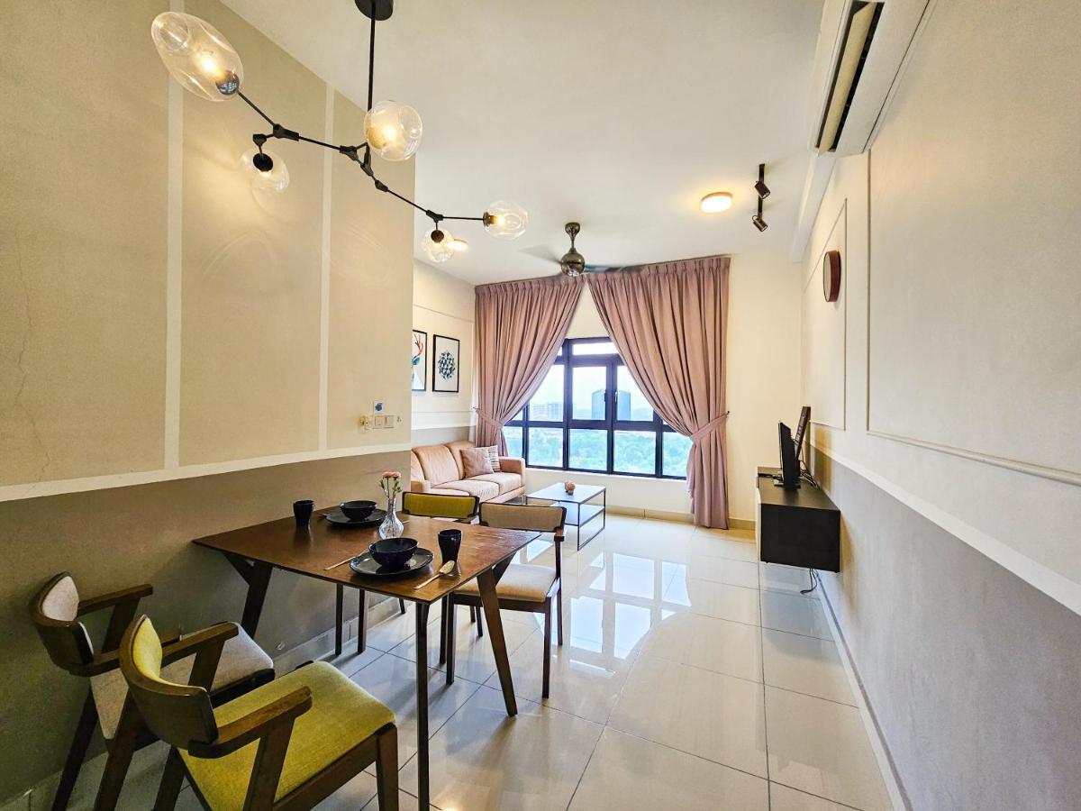 Meridin Medini Suite By Nest Home【Legoland】 Nusajaya  Kültér fotó