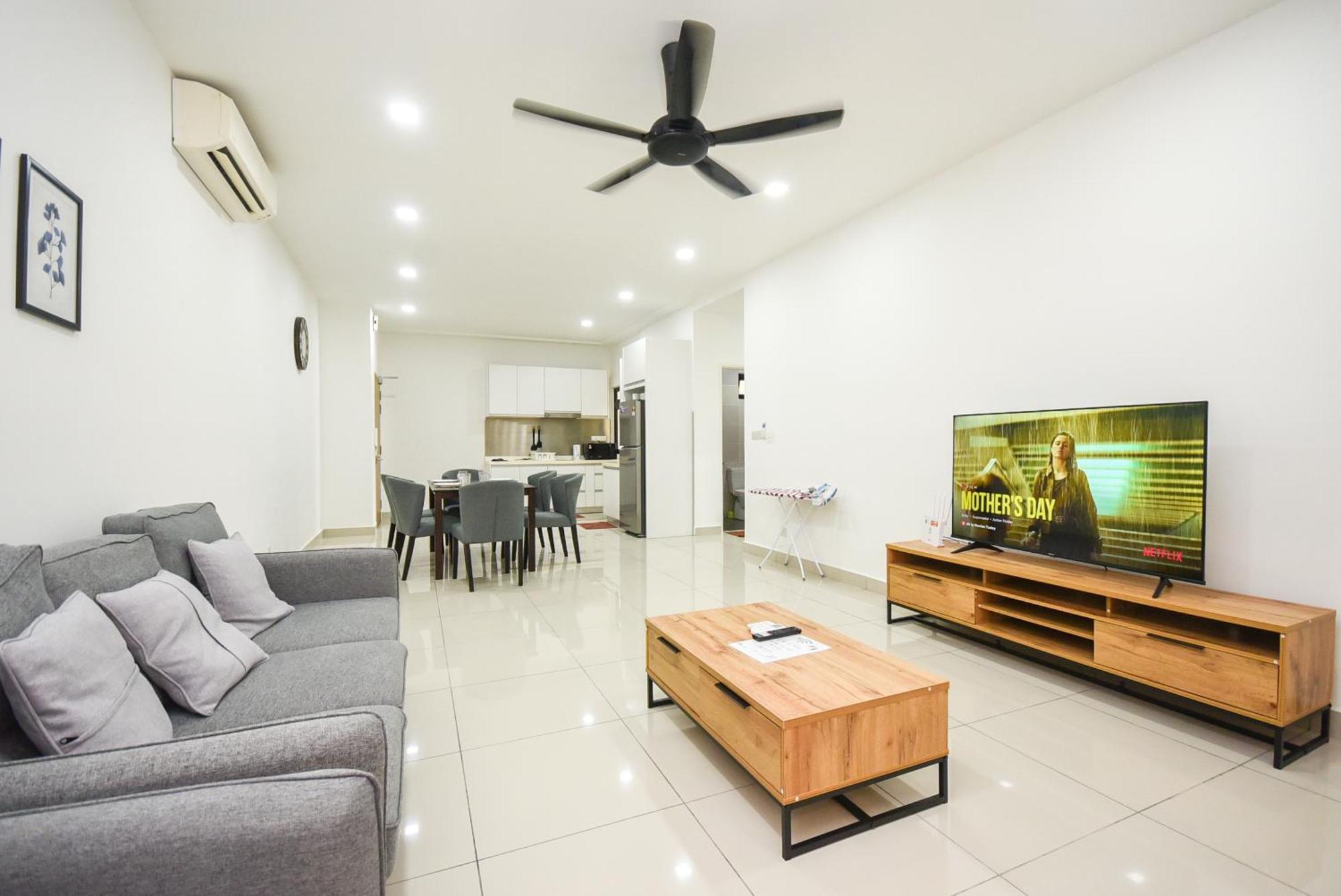 Meridin Medini Suite By Nest Home【Legoland】 Nusajaya  Kültér fotó